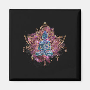 Aimant Bouddha spirituel dans la fleur de lotus Méditatio
