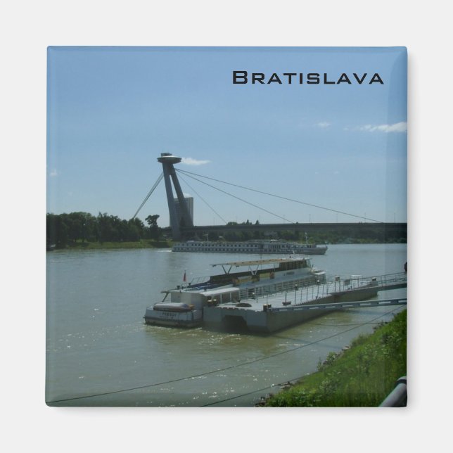 Aimant Bratislava et le Danube (Devant)