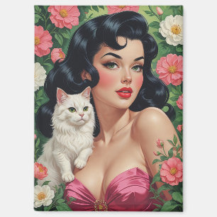 Aimant Brunette Pin-Up avec chatte blanche mignonne