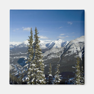 Aimant Canada, Alberta, Banff. Vues de la vallée de la Bo