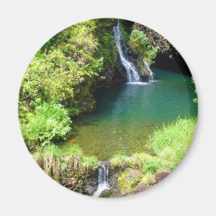 Aimant Cascades le long de la Route vers Hana, Maui, Hawa