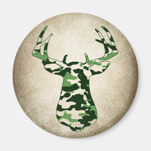 Aimant Cerfs communs chassant le mâle de Camo