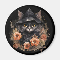 Chat noir mignon dans le Casquette d'une sorcière