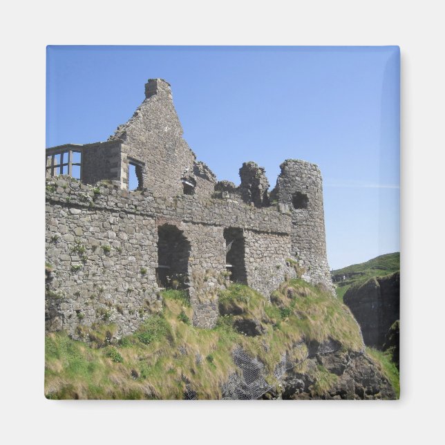 Aimant Château de Dunluce près de Bushmills et Portrush,  (Devant)