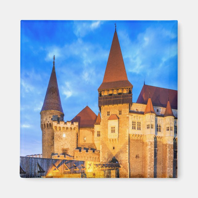 Aimant Château de Hunyad - Château de Corvin à Hunedoara. (Devant)