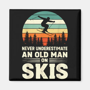 Aimant Chemise de ski vintage sous-estimez un vieil homme