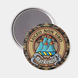 Aimant Clan MacKenzie Crest sur Tartan de chasse Brown