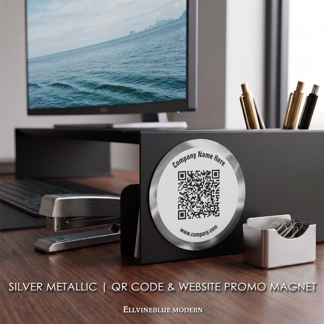 Aimant Code QR personnalisé métallisé argenté & Promotion (Silver Metallic Magnet | A polished layout created to showcase your QR Code, Name, & Website.)