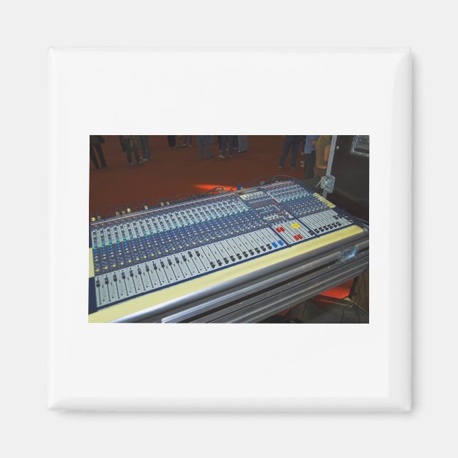 Aimant console de mixage audio - carte son (Devant)