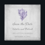 Aimant Coque conch violet Enregistrer l'aimant date<br><div class="desc">Élégant et simple Enregistrer l'aimant Date avec une vintage coque de conque contre un arrière - plan gris grinçant. Ce design est un choix unique pour annoncer un mariage moderne. Facile à customiser avec vos détails mariages. Cliquez sur "Customiser" pour trouver d'autres options de personnalisation.</div>