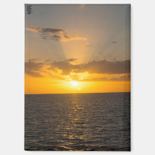 Aimant Coucher de soleil radieux sur l'océan
