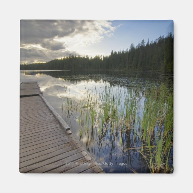 Aimant Coucher De Soleil Sur Un Petit Lac (Devant)
