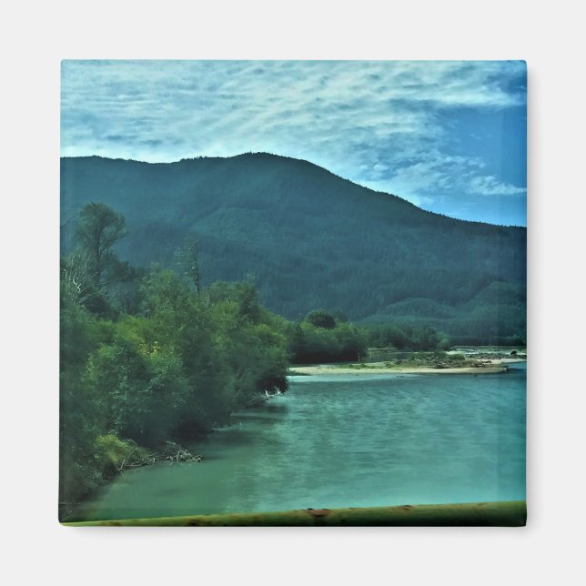 Aimant Cowlitz River, Randle, Washington (Devant)