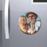Aimant Cute Love Heart Photo Couples Noms personnalisés<br><div class="desc">Cute Love Heart Photo Couples Personnalisé Noms Les Magnets présentent votre photo préférée avec un coeur d'amour et personnalisée avec vos noms dans un script blanc moderne. Personnalisez en modifiant le texte dans la zone de texte fournie et en ajoutant votre propre image. Cadeaux parfaits pour les couples, copine, femme,...</div>