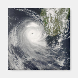 Aimant Cyclone tropical Favio outre du Madagascar