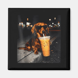 Aimant Dachshund drôle buvant du café glacé mème de chien