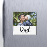 Aimant Dad Established Photo Father's Day<br><div class="desc">Dad Established Photo Father's Day Gift - Minimal Elegant Black Script Dad Typography - Add your photo,  custom "Est" established year date when your first child was born. Add additional years for each child.</div>