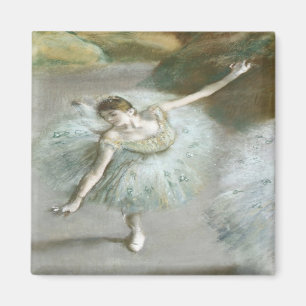 Aimant Danseur en vert par Edgar Degas