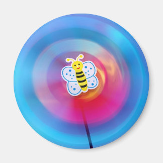 Aimant de jouet à roulettes