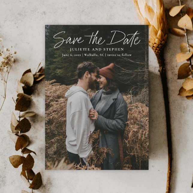 Aimant de sauvegarde de mariage à photo simple (Modern photo wedding save the date magnetic card with handwritten script overlay typography.)