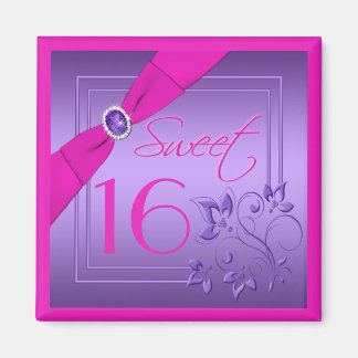 Aimant de Sweet sixteen à fleurs rose et violet