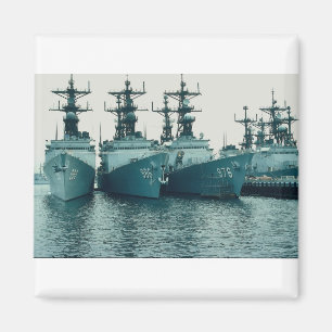 Aimant Destroyers de classe de Spruance, NAV STA, San