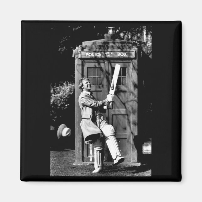 Aimant Doctor Who Peter Davison Cricket Tardis 1981 Tank  (Devant)