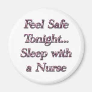 Aimant dormir avec des nures