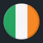 Aimant Drapeau irlandais<br><div class="desc">Le drapeau irlandais est un triband vertical. Les couleurs utilisées dans le drapeau sont le vert,  le blanc,  l'orange. La proportion du drapeau irlandais est de 1:2. Le drapeau irlandais a été adopté en 1919.</div>