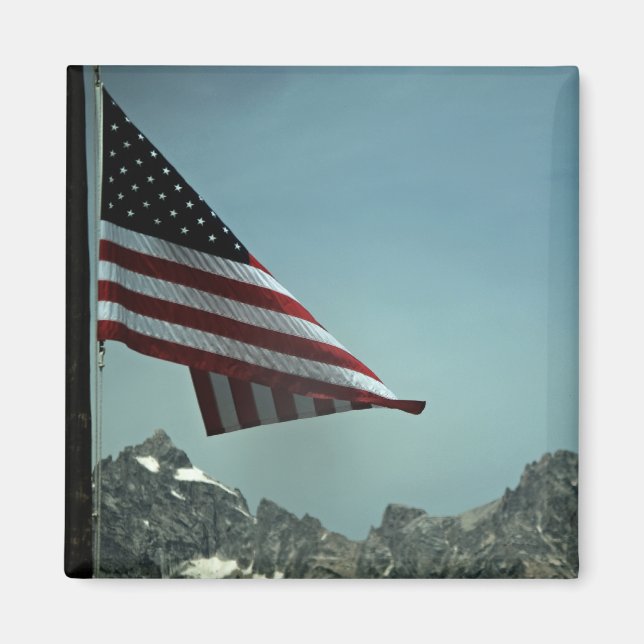 Aimant Drapeau sur l'aimant Teton (Devant)