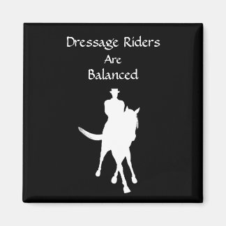 Aimant Dressage Les Chevaux Sont Équilibrés Chevaux Sombr