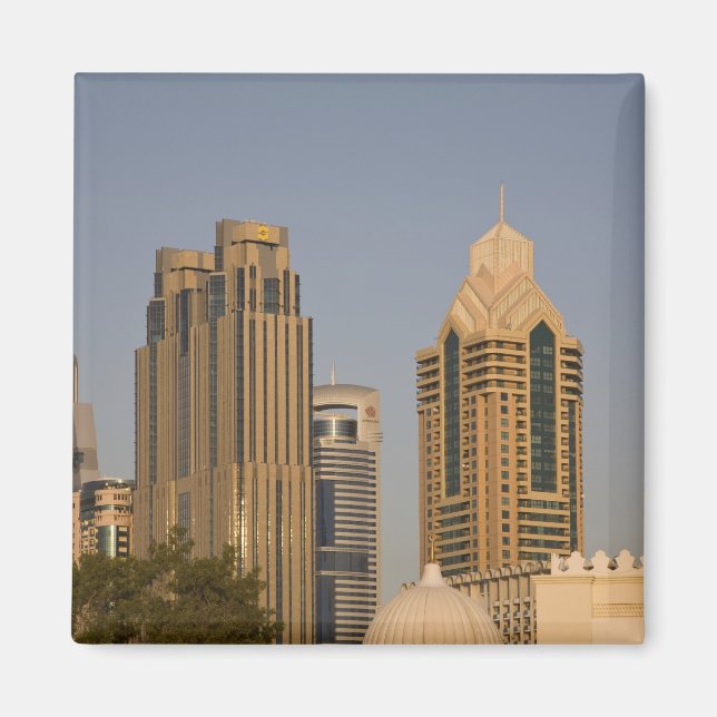 Aimant EAU, Dubaï. Minaret de mosquée à Al Wasl, avec (Devant)