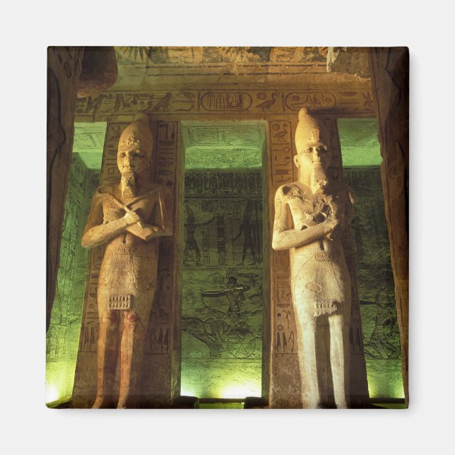 Aimant Égypte, Abu Simbel, Statue de Ramsès II, (Devant)