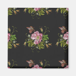Aimant Élégant Motif floral broderie Arrière - plan noir