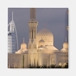 Aimant Émirats arabes unis, Dubaï. Mosquée au crépuscule 