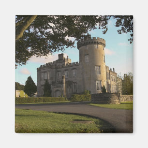 Aimant En Irlande, entrée côté Château de Dromoland