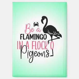 Aimant Être un flamant rose dans une volée de pigeons
