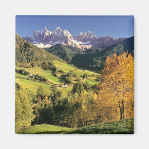 Aimant Europe, Italie, Santa Magdalena. Le minuscule