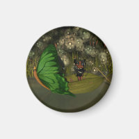 Fée mignonne en bateau avec lucioles