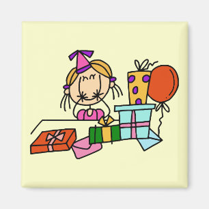 Aimant Fille blonde d'anniversaire avec des T-shirts de c
