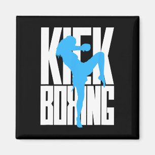 Aimant Fille en entraînement de kickboxing