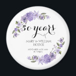 Aimant Fleurs violettes de lavande 50e anniversaire maria<br><div class="desc">Célébrez un amour qui a résisté à l'épreuve du temps avec notre design "Lavender purple florals 50e anniversaire de mariage". Parfait pour honorer un jalon doré, cet élégant et chaleureux morceau capte l'essence d'un voyage de 50 ans rempli d'amour, de rire et de souvenirs chéris. Idéal pour les invitations à...</div>