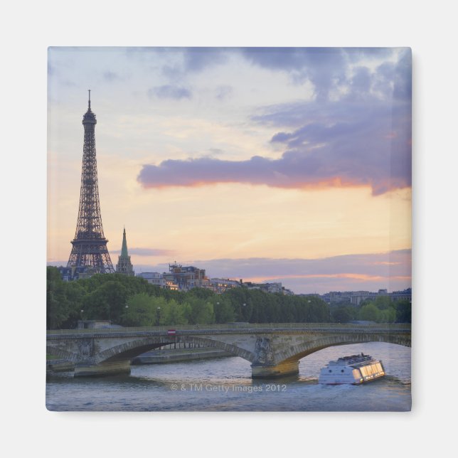 Aimant France, Paris, bateau-tour sur la Seine, Eiffel (Devant)