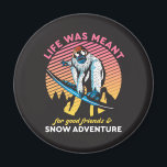 Aimant Funny Snowboard Good Friends and Snow Adventure<br><div class="desc">La vie était destinée aux bons amis et à l'aventure de la neige. Snowboard yeti design pour ceux qui aiment les sports d'hiver, l'aventure en plein air, le ski et le snowboard. Marchandises de sports extrêmes cool pour votre prochain voyage de ski et de snowboard sur la montagne de neige....</div>