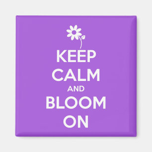 Aimant Gardez le calme et la floraison sur le pourpre