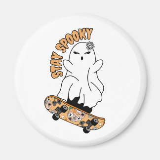 Aimant Ghost "Stay Éffrayant" sur un skateboard - Cool Or