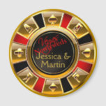 Aimant Gold, Red & Black Vegas Casino Chip Favoriser<br><div class="desc">Si vous êtes Doing It In Vegas ou que vous avez un mariage à thème Las Vegas, une réception ou un événement d'entreprise, ces magnets de jetons de casino en or, rouge et noir font le mariage parfait faveurs! Pour toute question ou demande, envoyez-moi un courriel à glamprettyweddings.com/contact. Des invitations...</div>