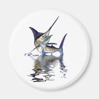 Aimant Grand marlin avec réflexion dans l'eau