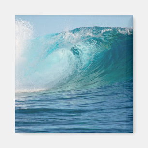 Aimant Grande vague de l'océan pacifique cassant l'aiman