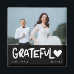 Aimant Gratuit Merci photo Mariage<br><div class="desc">Mariage merci magnets,  customisé avec votre photo de jour de mariage,  les noms et la date du mariage.</div>